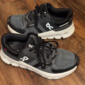 On Running Black and Gray Athletic Shoes